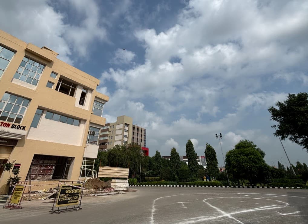 Chitkara University (Patiala) Academic photo 10